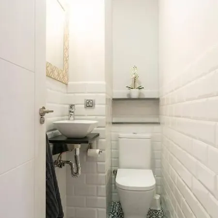 Apartamento Camilo Alonso Vega