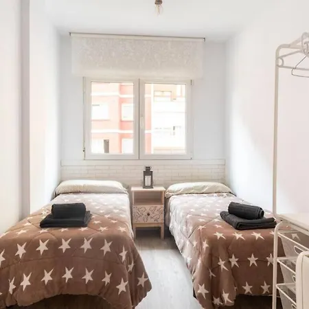 Lägenhet Apartamento Camilo Alonso Vega *